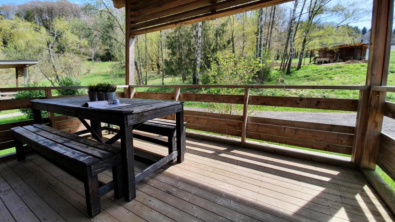 Camping Les Vernieres La Bourboule Sancy Ngoại thất bức ảnh